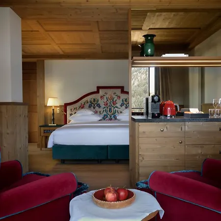 Hotel Tyrol-3